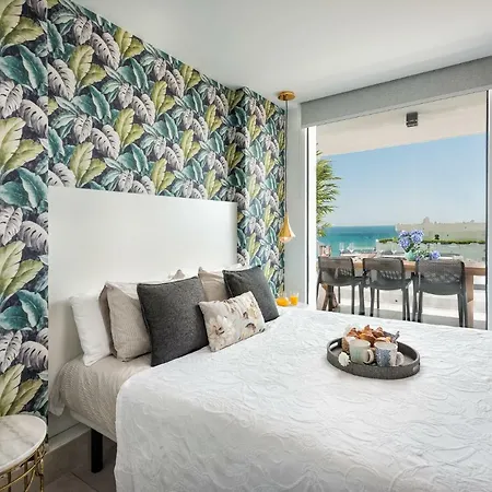 Luxury Frontline W Panoramic View Apartment Marbella
